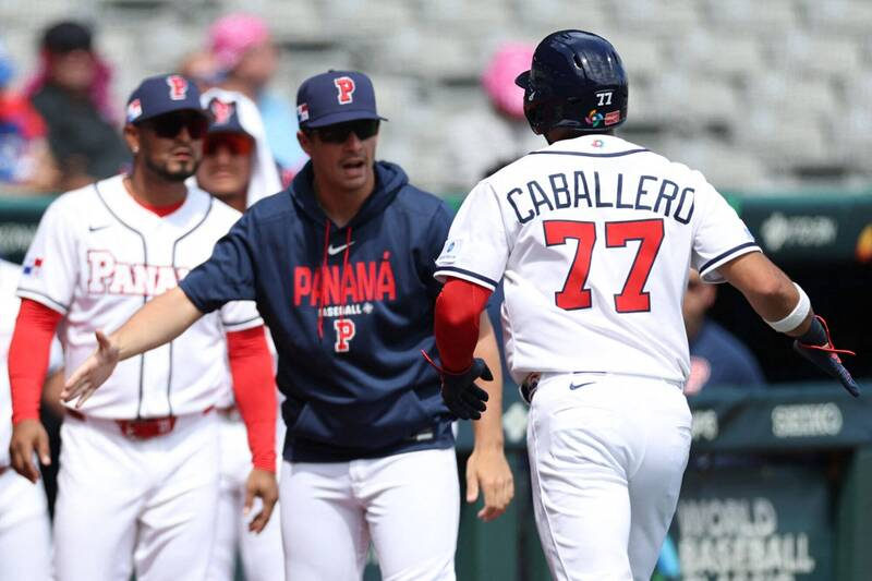 哥倫比亞隊贏得首勝，巴拿馬遭淘汰